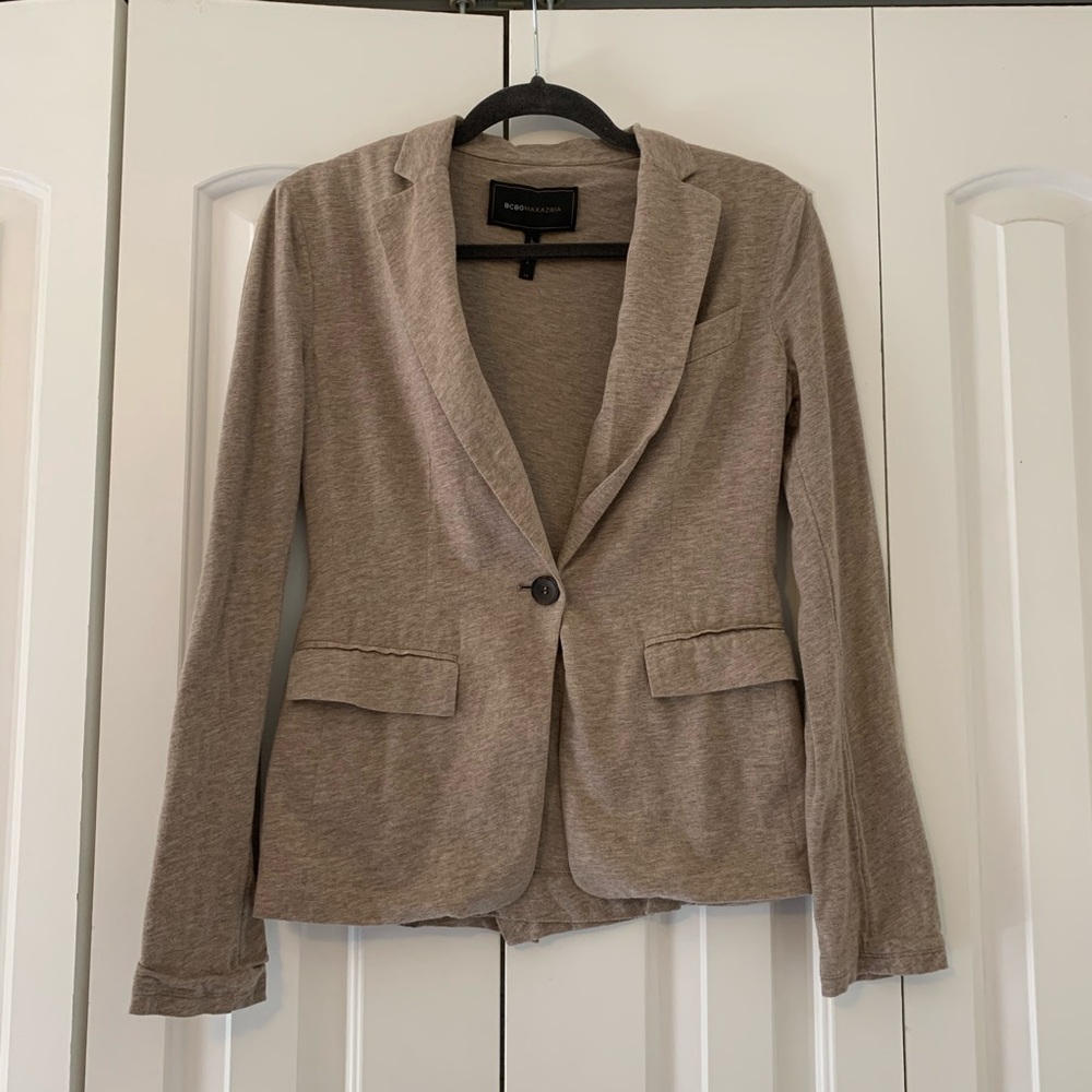 BCBG Maxazria Cross Back Trend Blazer, EUC
